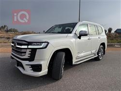 تۆیۆتا لاند کروزەر